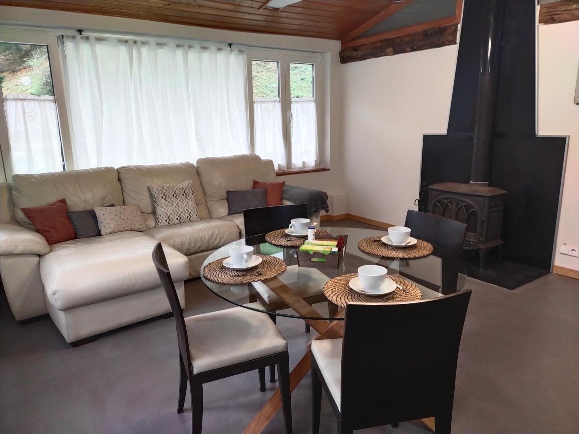 Antzomendi Apartment Мутрику Екстериор снимка